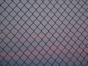 benefits of chain link fencing